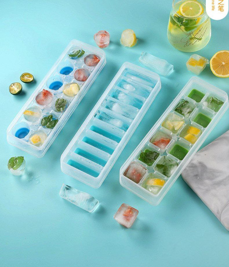 Bacs à glaçons en plastique pour réfrigérateur domestique prêts à l'emploi avec plusieurs formes pour les artefacts de fabrication de glace d'été, faciles à libérer et à empêcher le transfert d'odeurs